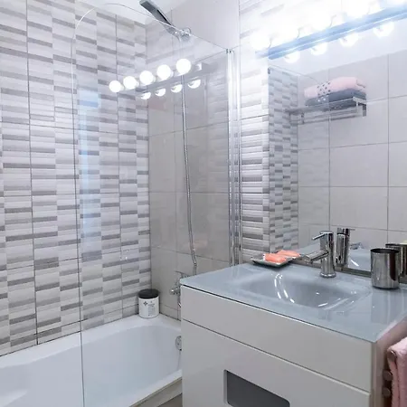 Kikas Apartment